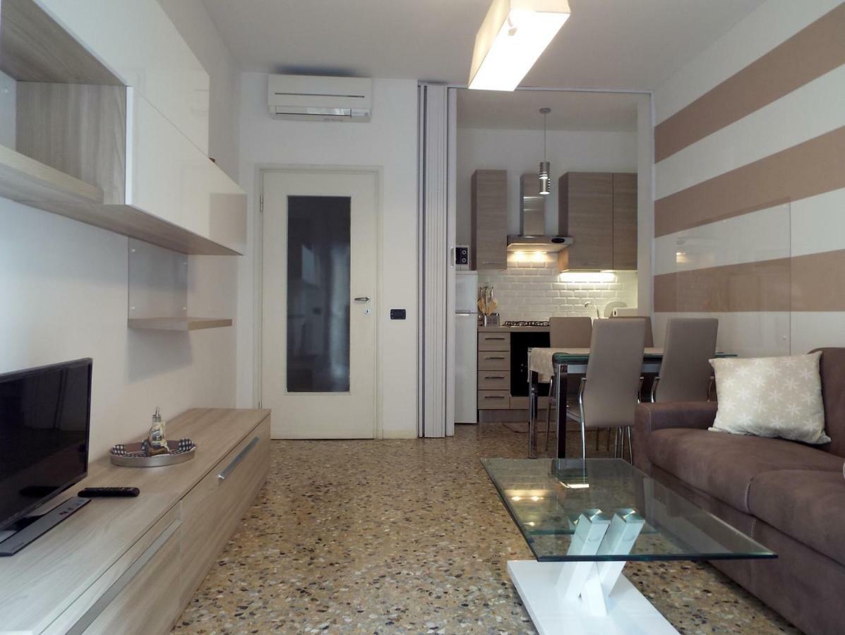 Lacaralele Apartment Milánó Kültér fotó