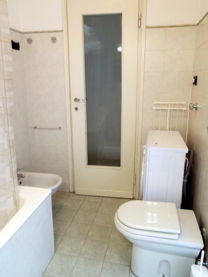 Lacaralele Apartment Milánó Kültér fotó