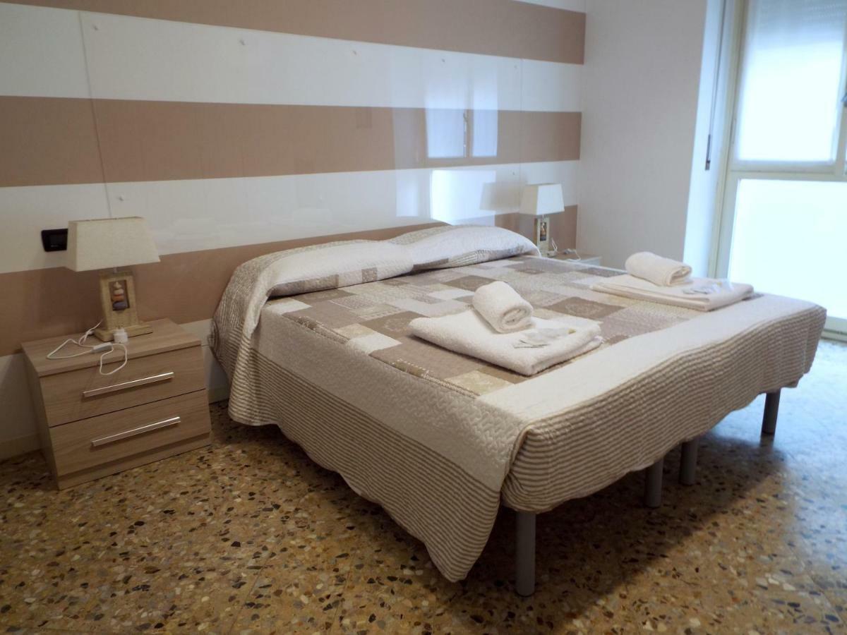 Lacaralele Apartment Milánó Kültér fotó